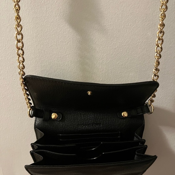 Black and gold Michael Kors purse - Picture 2 of 4